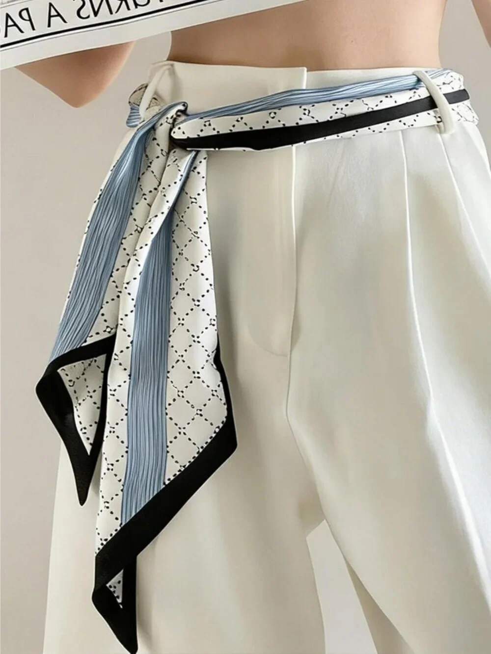 Women's Black Cashew Herb Fashion Elegant Oblique Angle  Scarves Bag Scarfs